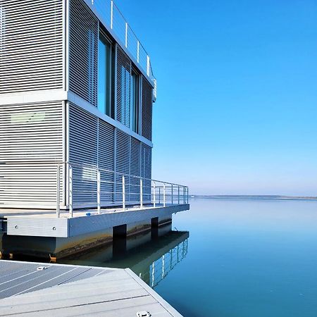 Schwimmendes Ferienhaus Silent Elsterheide Buitenkant foto