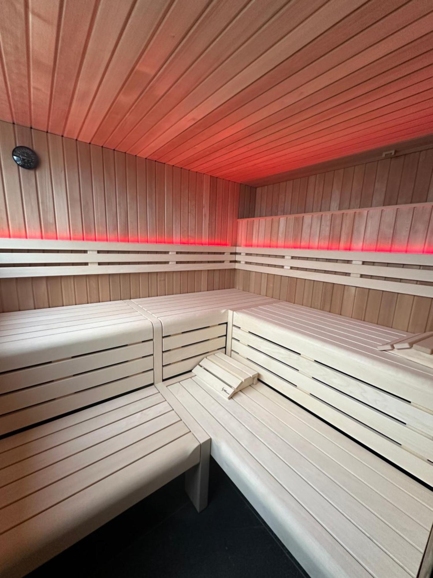 Schwimmendes Ferienhaus Silent Elsterheide Buitenkant foto